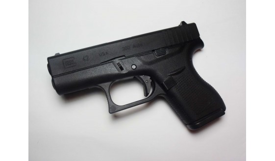 VFC G42 GBB Pistol VFC G42 GBB Pistol